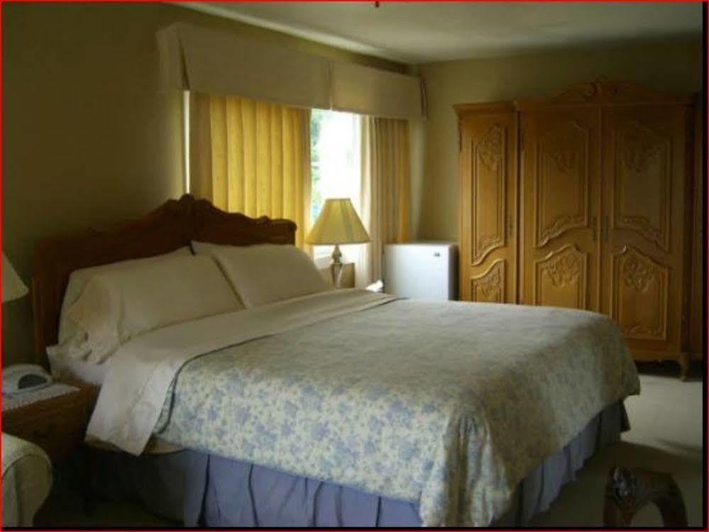 Bluecrest Bed And Breakfast Niagara-Fälle Exterior foto